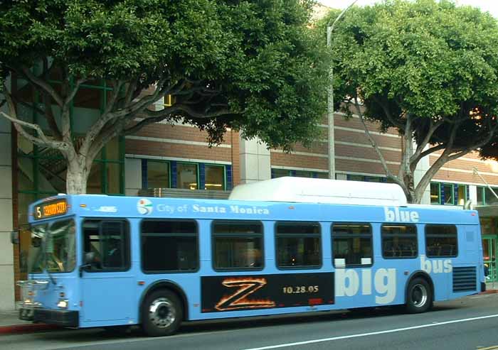 Santa Monica big blue bus New Flyer L40LF 4065